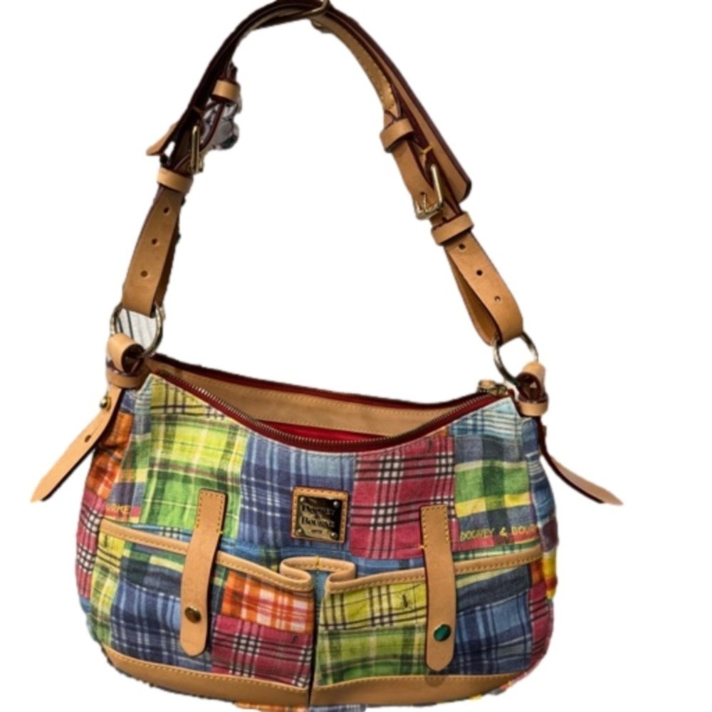 Dooney & Bourke picnic Madre‘s plaid ant shoulder bag.